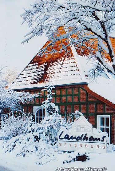 Landhaus Meyenburg im Wintermärchen